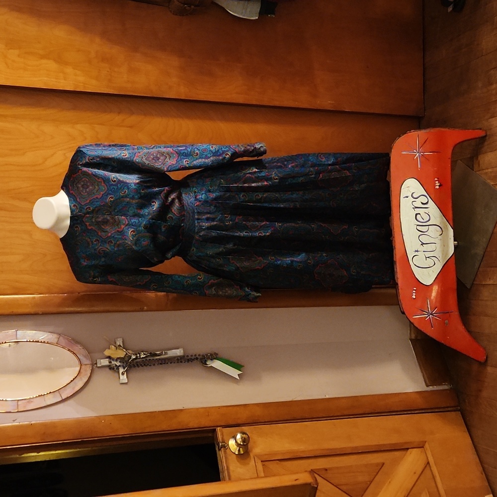 Vintage Diane von Furstenberg 2 peice set